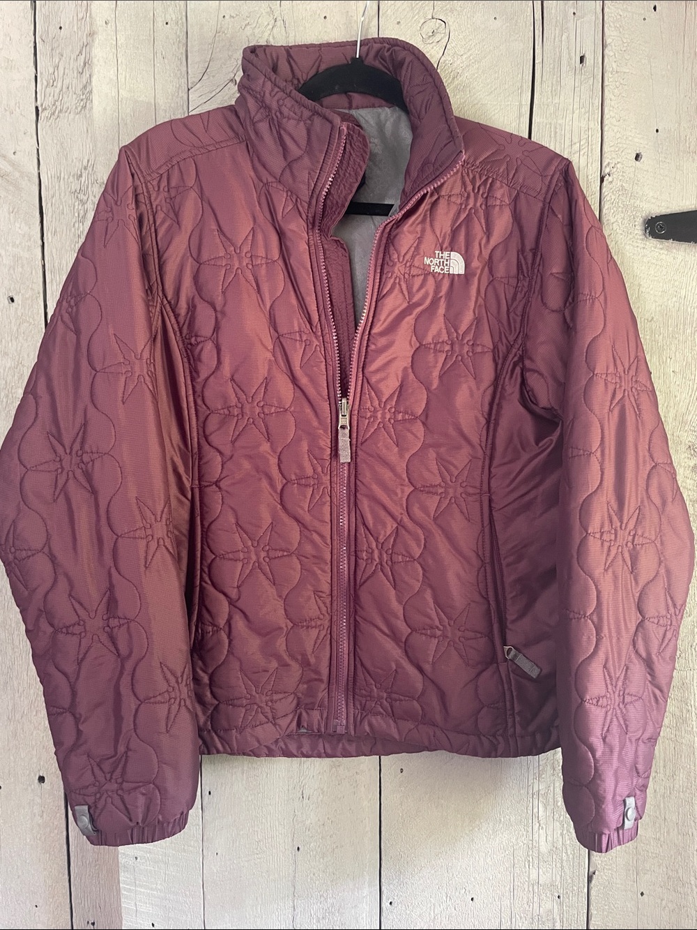 The North Face Women's Quilted Puffer Jacket - Mauve
